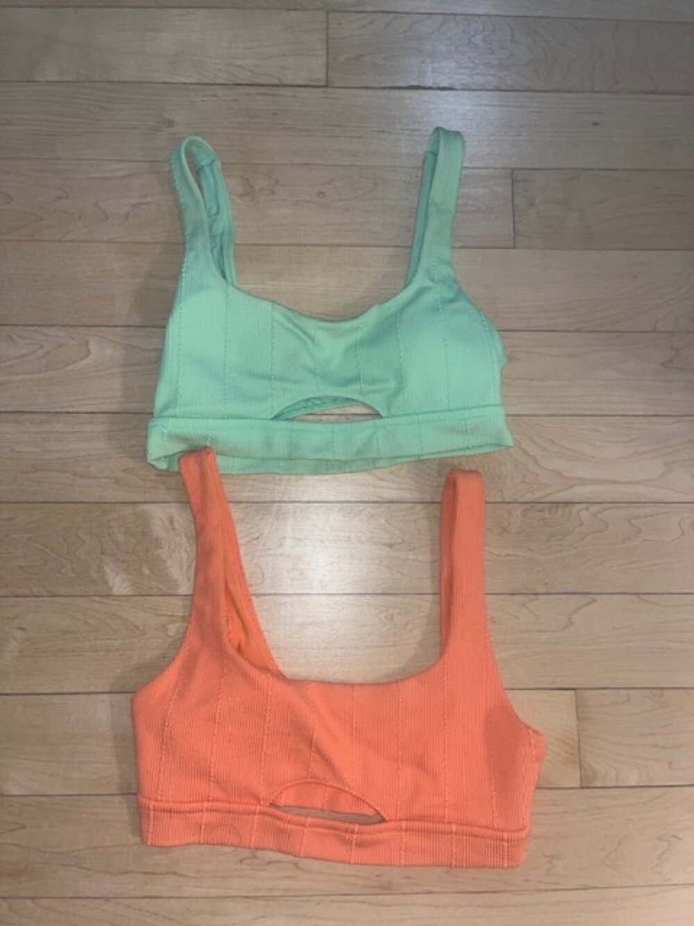 2 Aerie Crinkle Cut Out Scoop Bikini Top